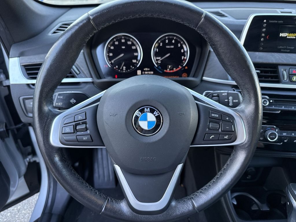 Used 2019 Silver BMW xDrive28i image 4