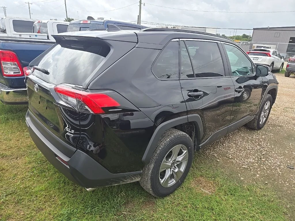Used 2025 Black Toyota XLE image 3