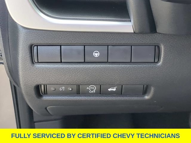 Used 2025 Beige/tan Nissan SV image 26