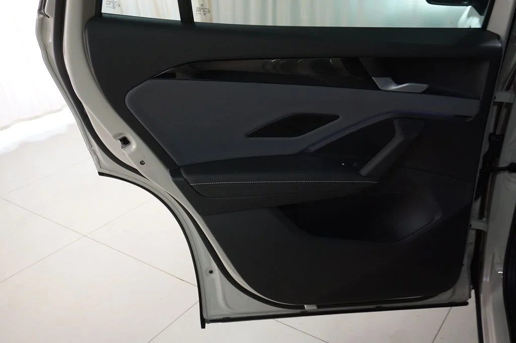 New 2026 Sandstone Volkswagen 2.0T SE R-Line Black image 25