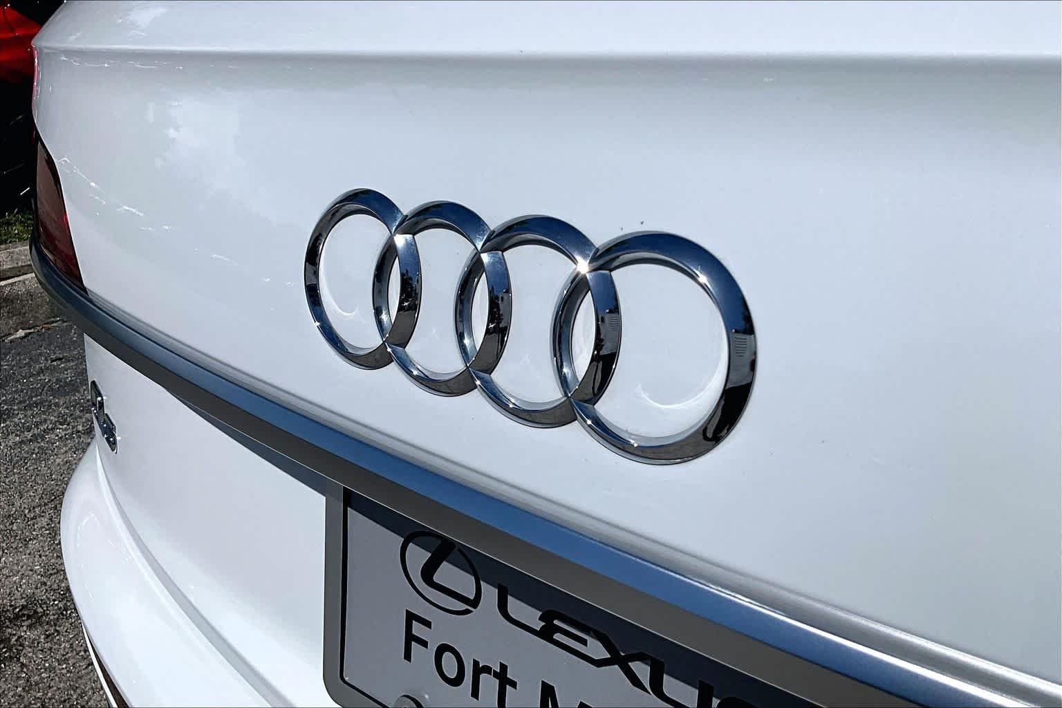 Used 2022  Audi S line Prestige image 31