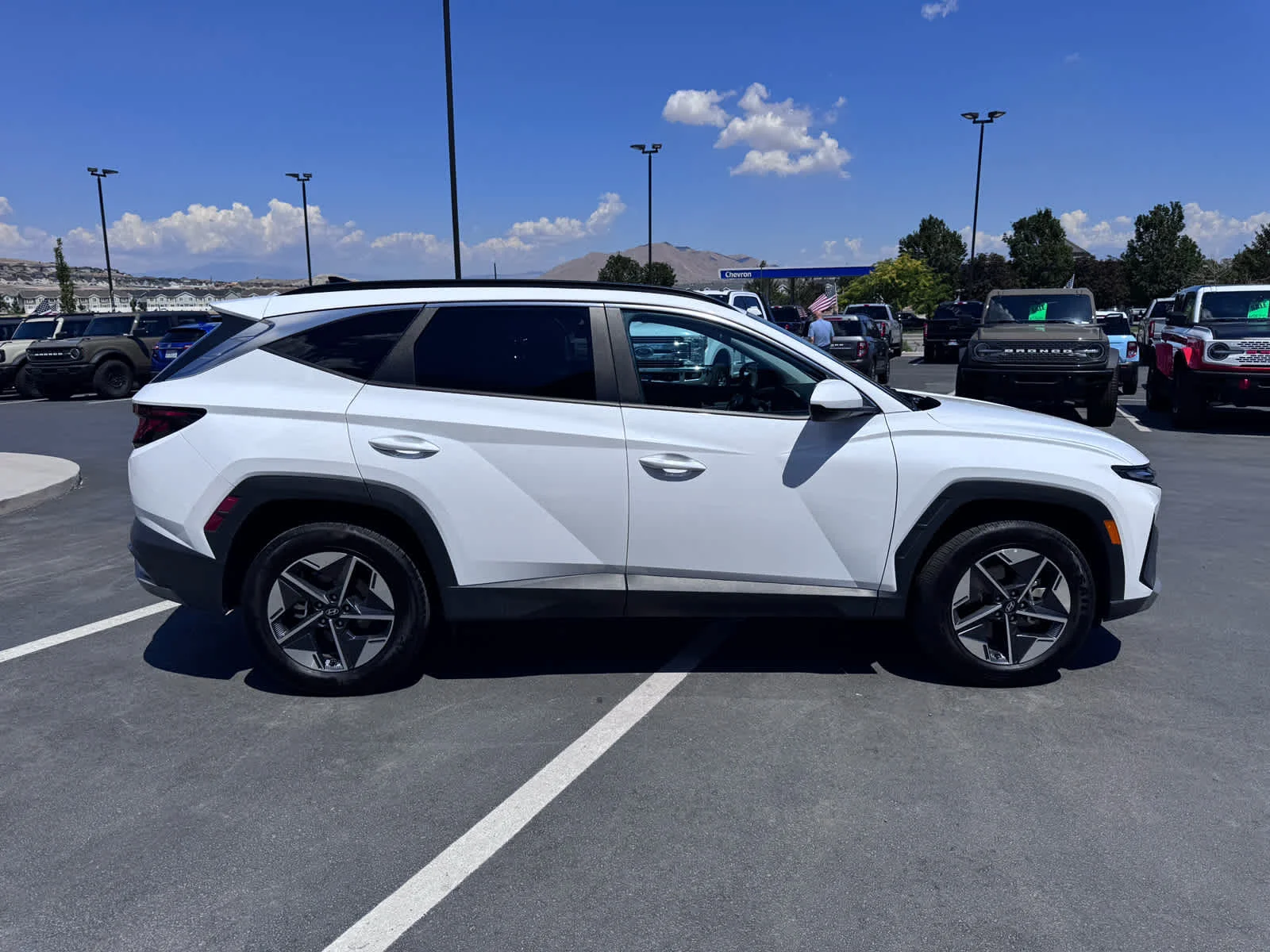 Certified Used 2025 Serenity White Pearl Hyundai SEL image 5