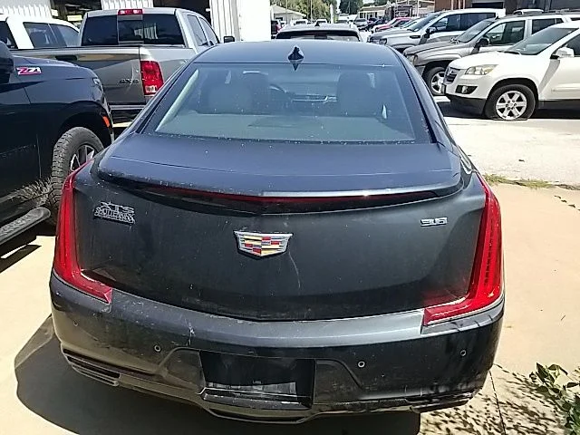 Used 2018 Gray Cadillac Luxury image 19