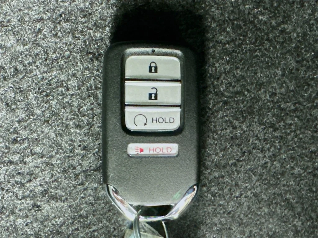 New 2026 Platinum White Pearl Honda RTL image 39