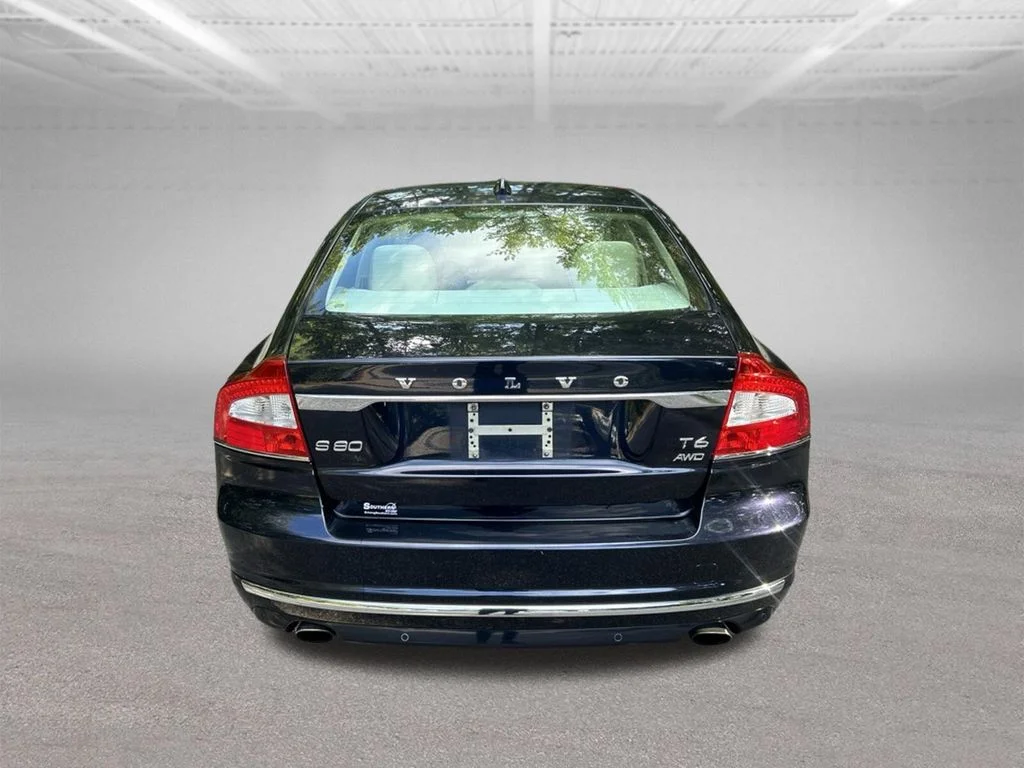 Used 2015 Blue Volvo T6 Platinum image 4