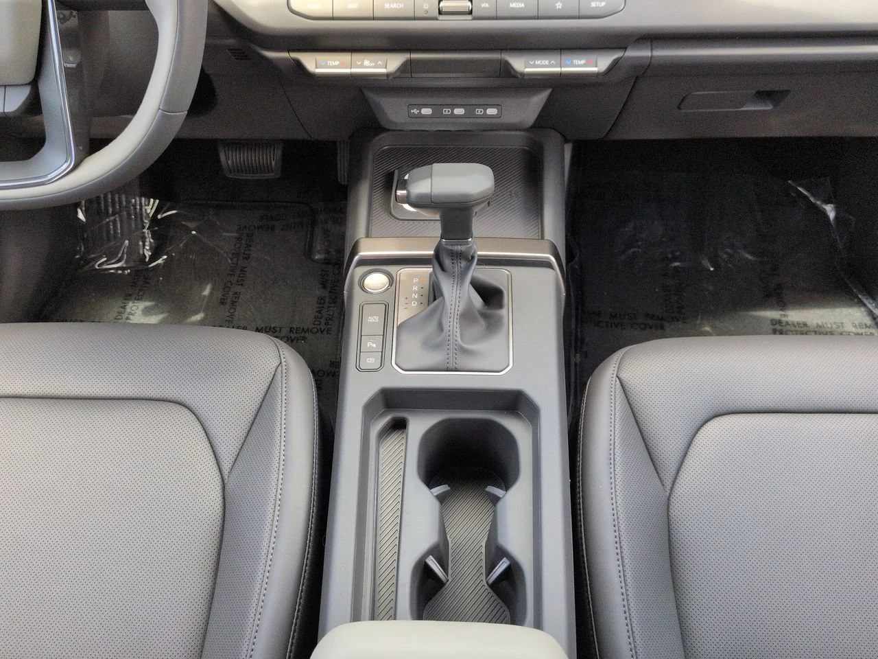 New 2027 Aurora Black Pearl Kia EX image 22
