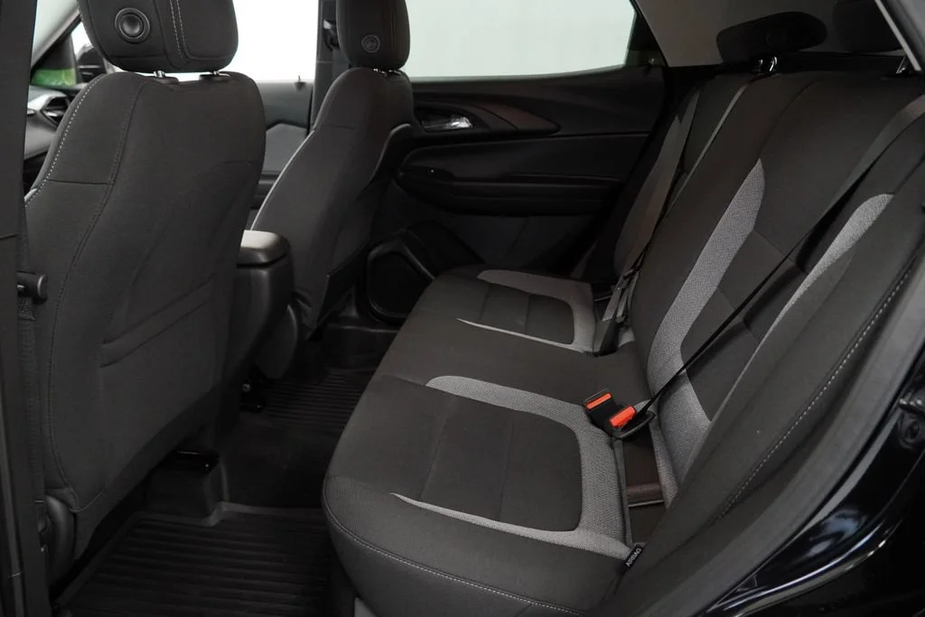 New 2026 Mosaic Black Metallic Chevrolet LT image 11