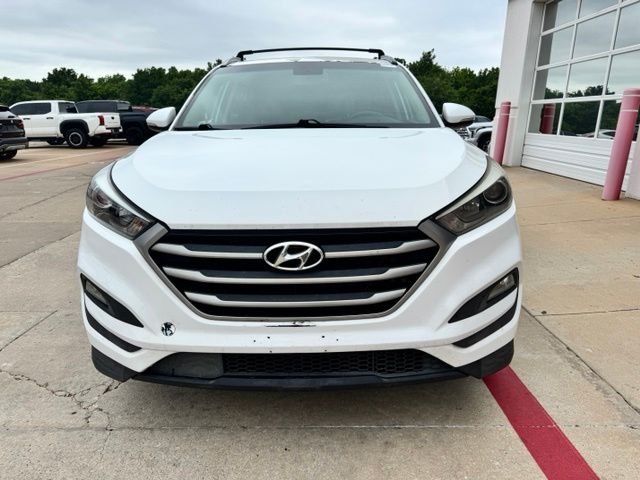 Used 2018 White Hyundai SEL Plus image 3