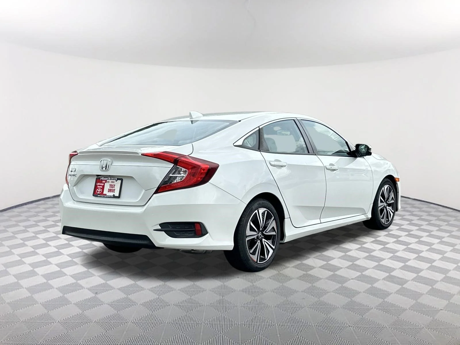 Used 2016 WHITE Honda EX-T image 5