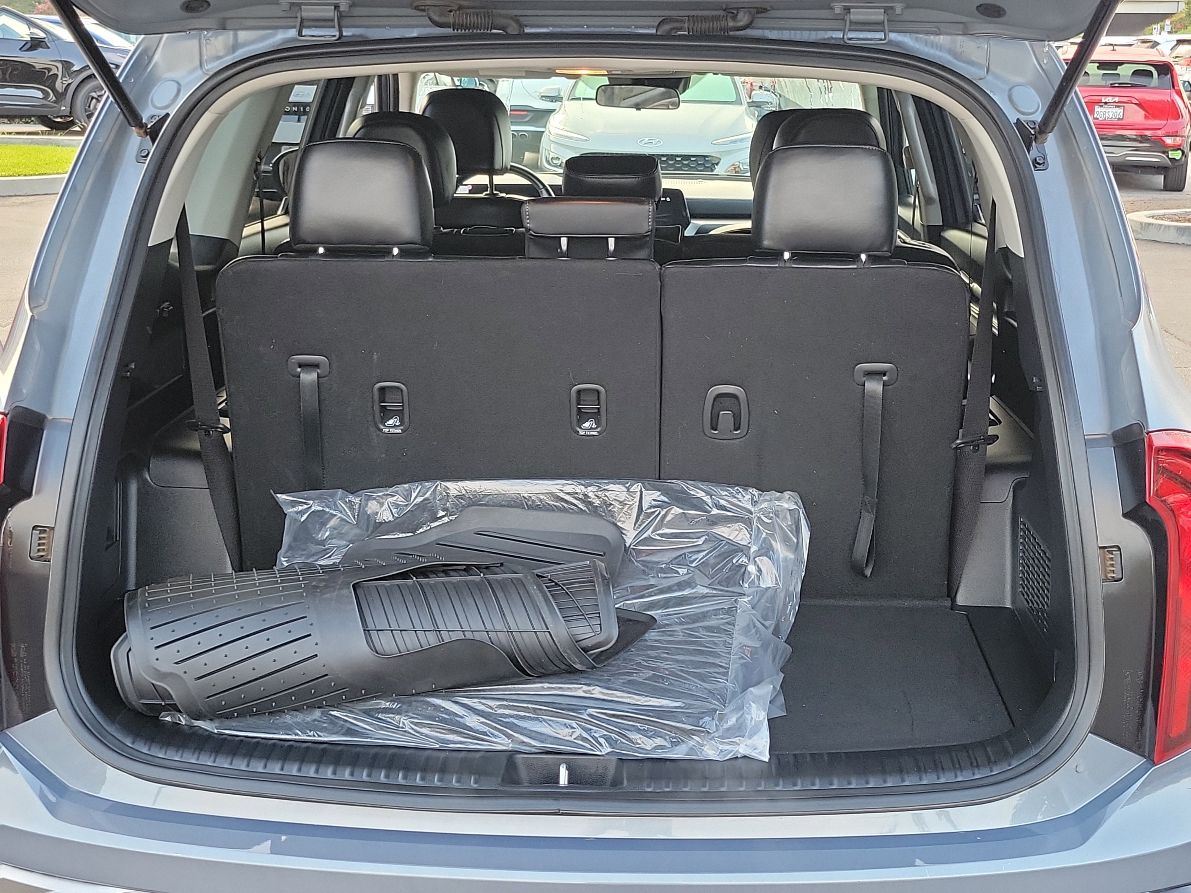 2025 Kia Telluride LX - Photo 18