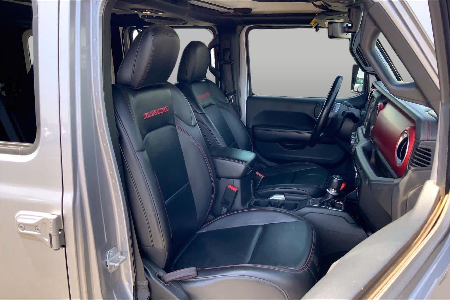 Used 2018 Billet Silver Metallic Clearcoat Jeep Rubicon image 9