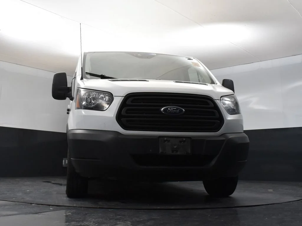 Certified Used 2019 White Ford XL image 8