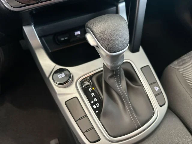 Used 2026 White Kia LX image 22