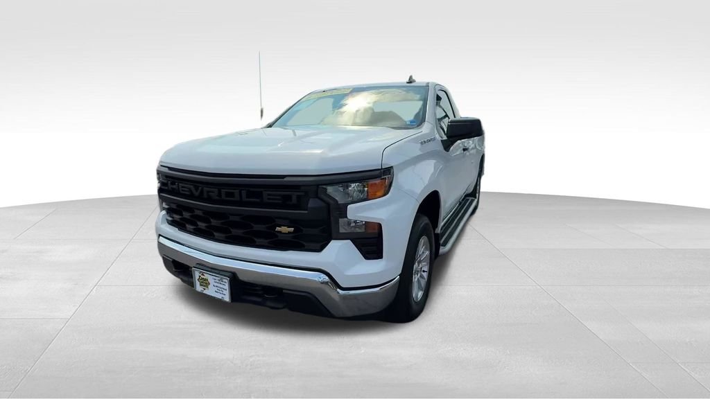 Used 2024 White Chevrolet WT image 3