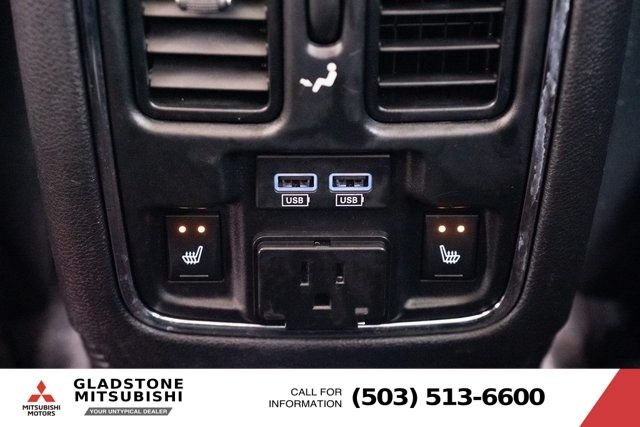 Used 2017 Velvet Jeep Limited image 10