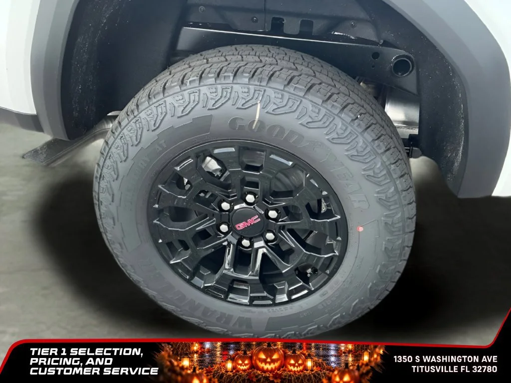 New 2026 Summit White GMC Elevation image 37