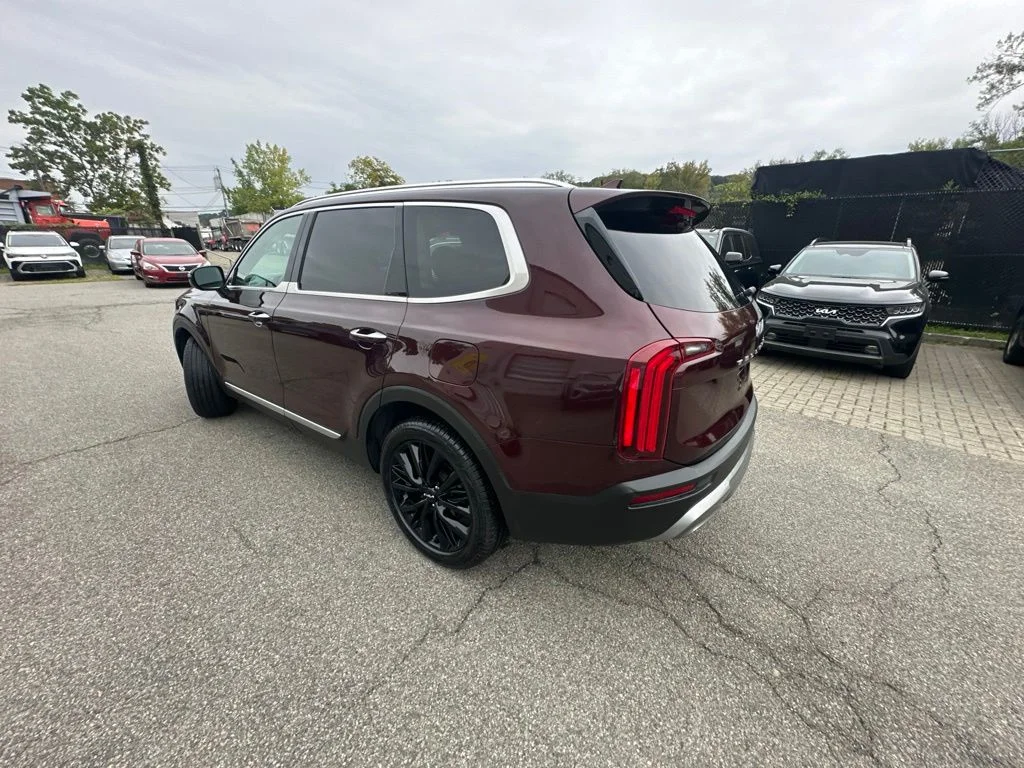 Used 2022 Purple Kia SX image 4