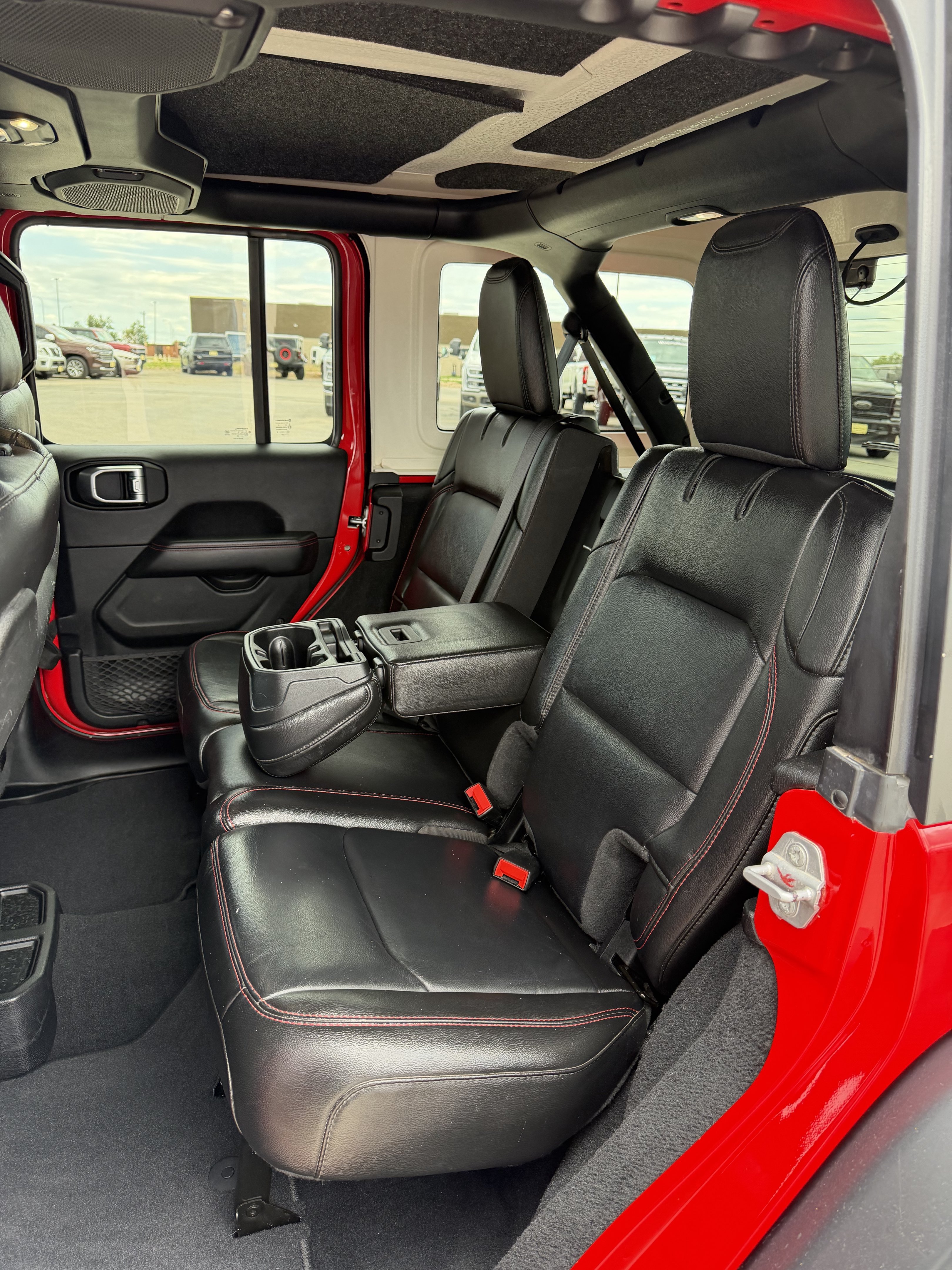 Used 2020 Firecracker Red Clearcoat Jeep Rubicon image 24