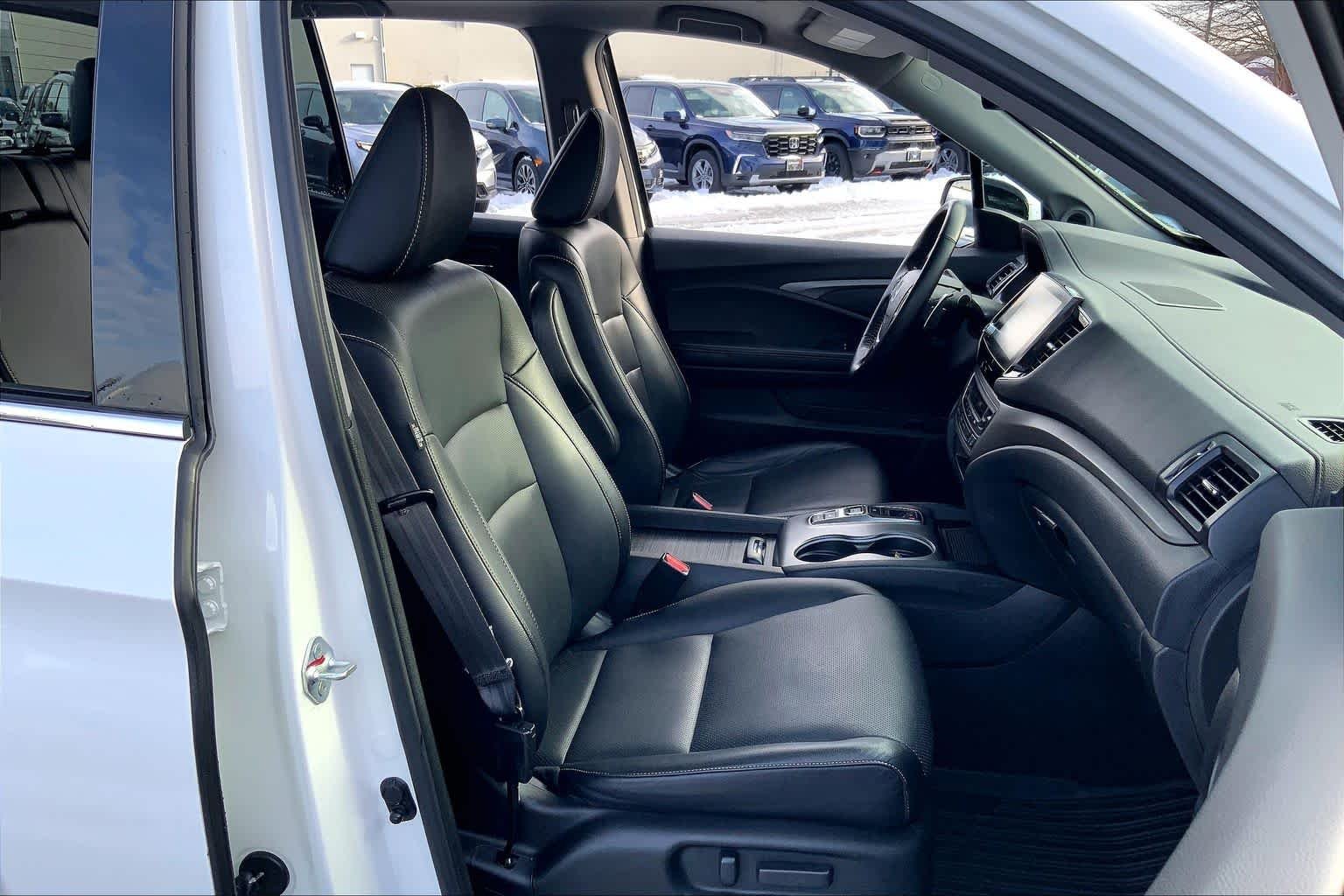 Used 2022 Platinum White Pearl Honda RTL-E image 8
