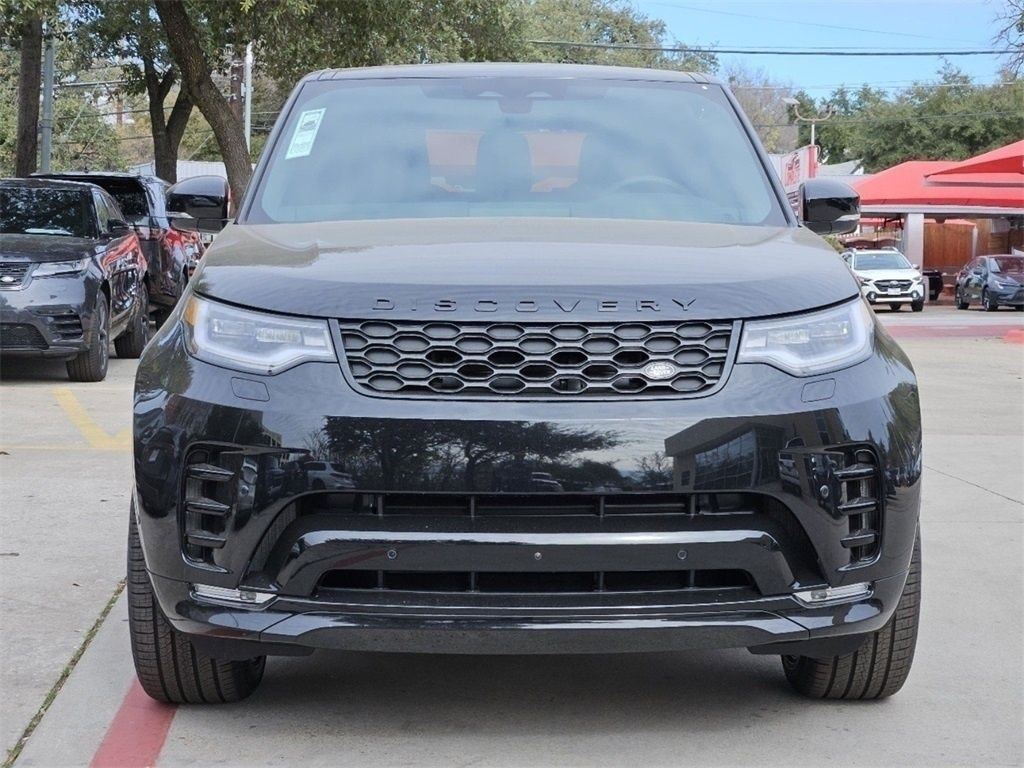 Certified Used 2025 Santorini Black Metallic Land Rover Dynamic SE image 6