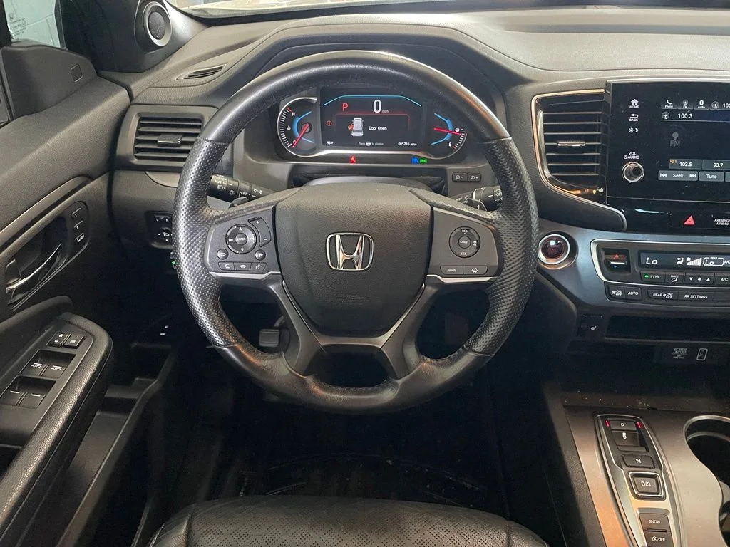 Used 2020 White Honda EX-L image 14