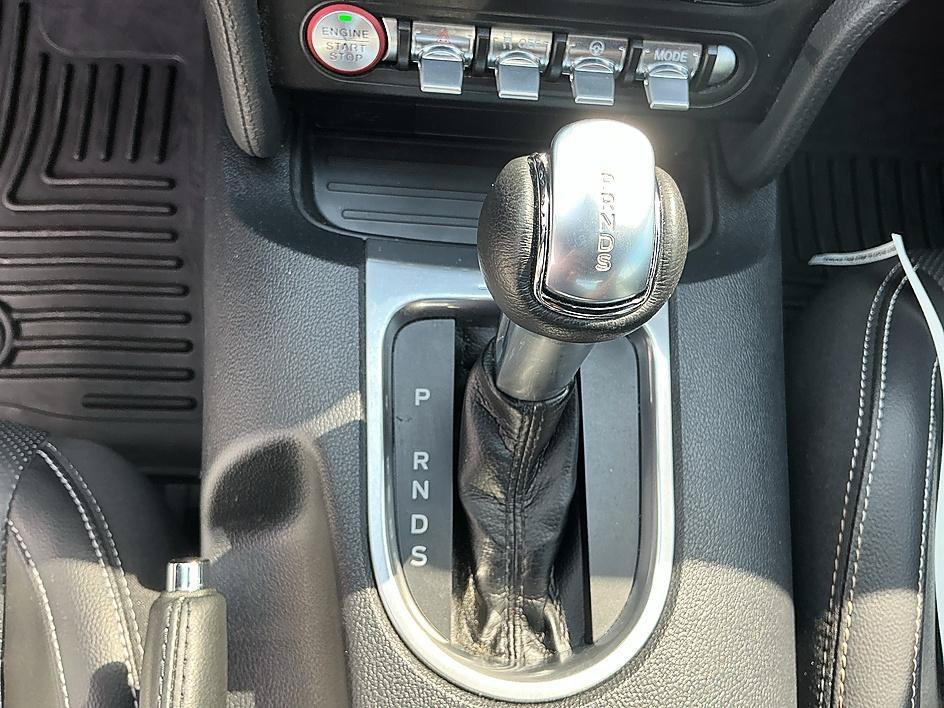 Used 2021 Red Metallic Ford GT Premium image 19