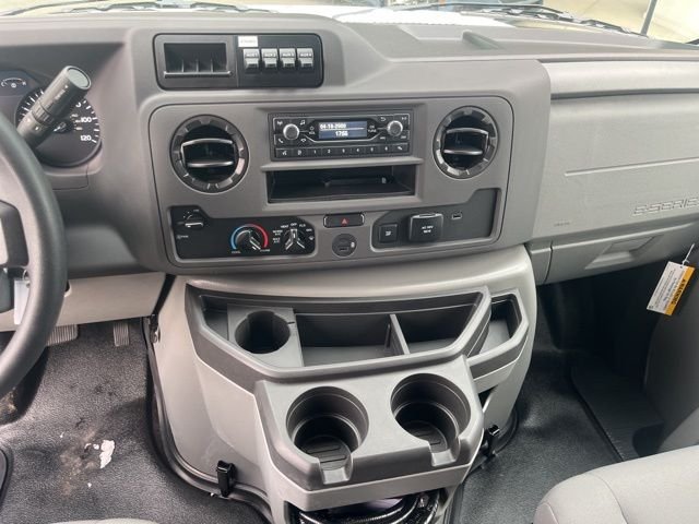2026 Ford E-Series Cutaway Base - Photo 37