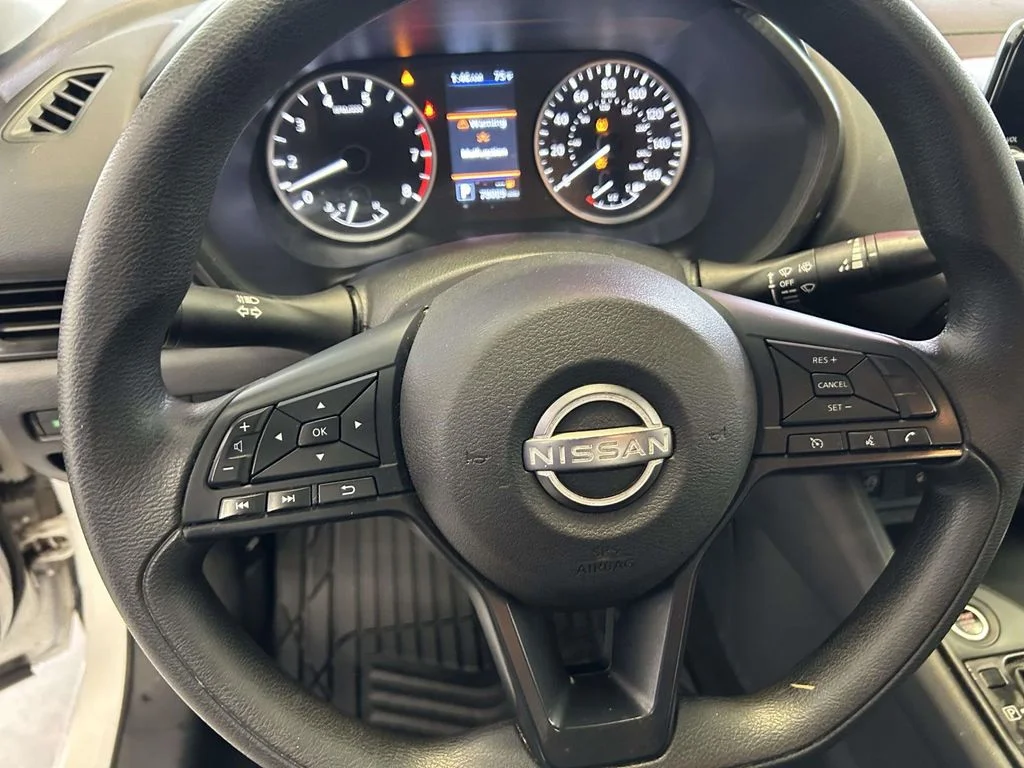 Used 2024 White Nissan S image 18