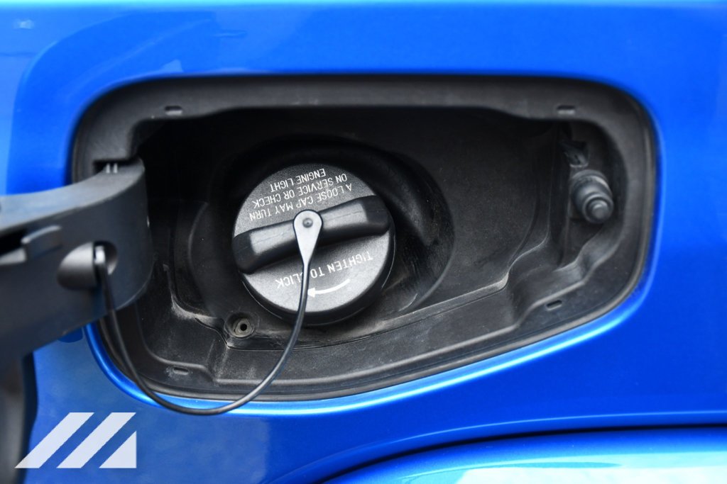 Used 2021 Blue Jeep Overland image 32