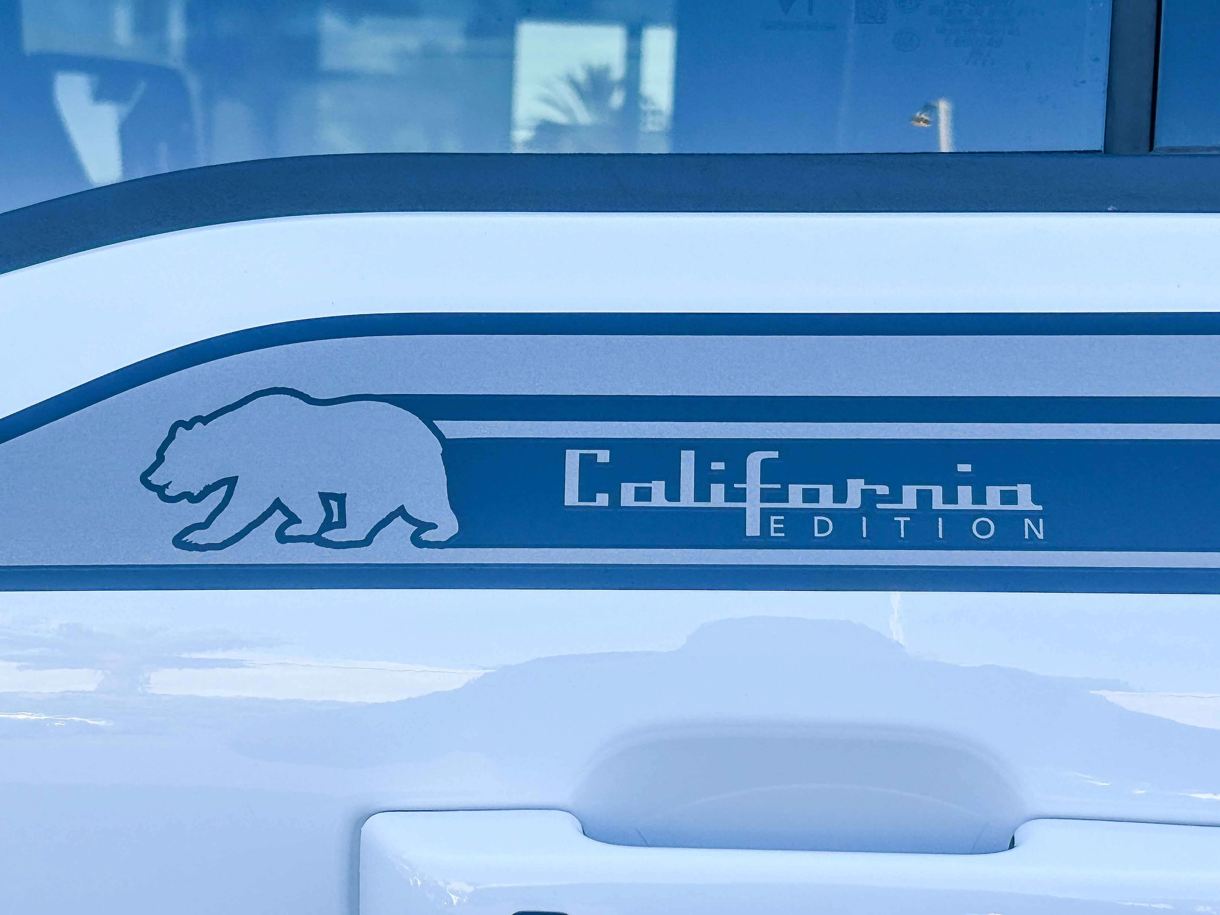 New 2026 Oxford White Ford XLT image 11