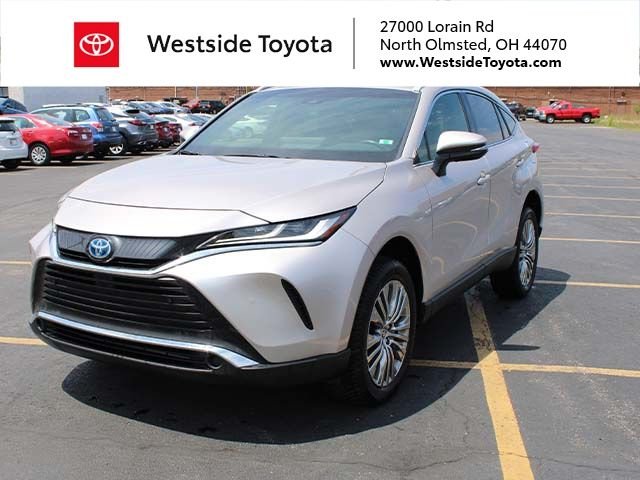 2022 Toyota Venza XLE Hybrid AWD's photo