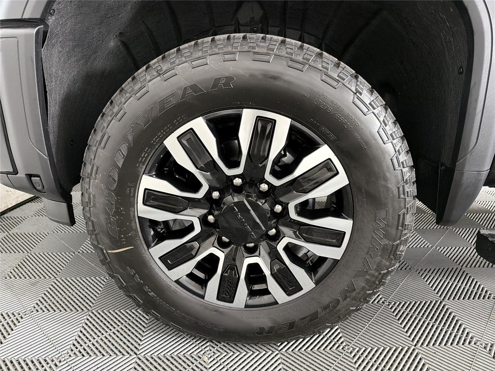 New 2026 Onyx Black GMC Denali Ultimate image 7