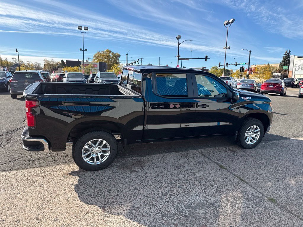 2026 Chevrolet Silverado 1500 LT - Photo 10