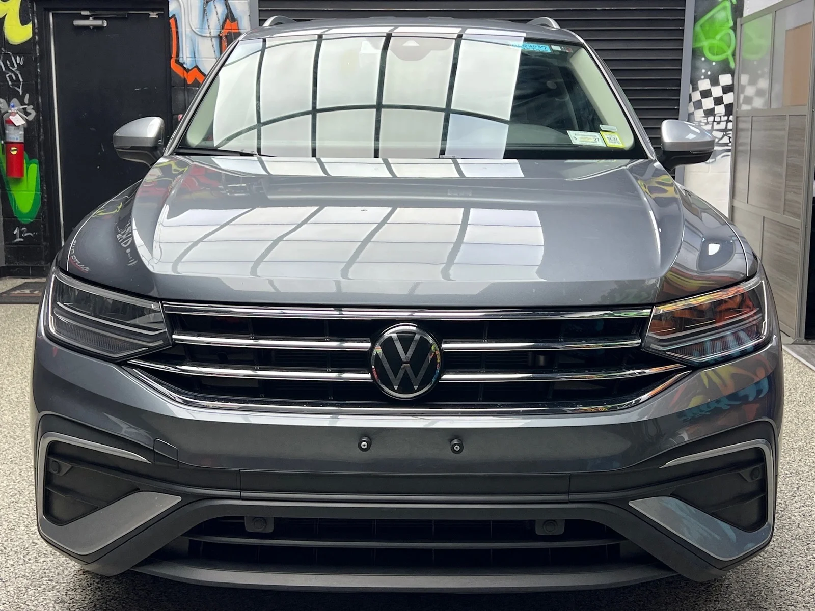 Used 2024 Platinum Gray Metallic (2r2r) Volkswagen Wolfsburg Edition 4Motion image 2