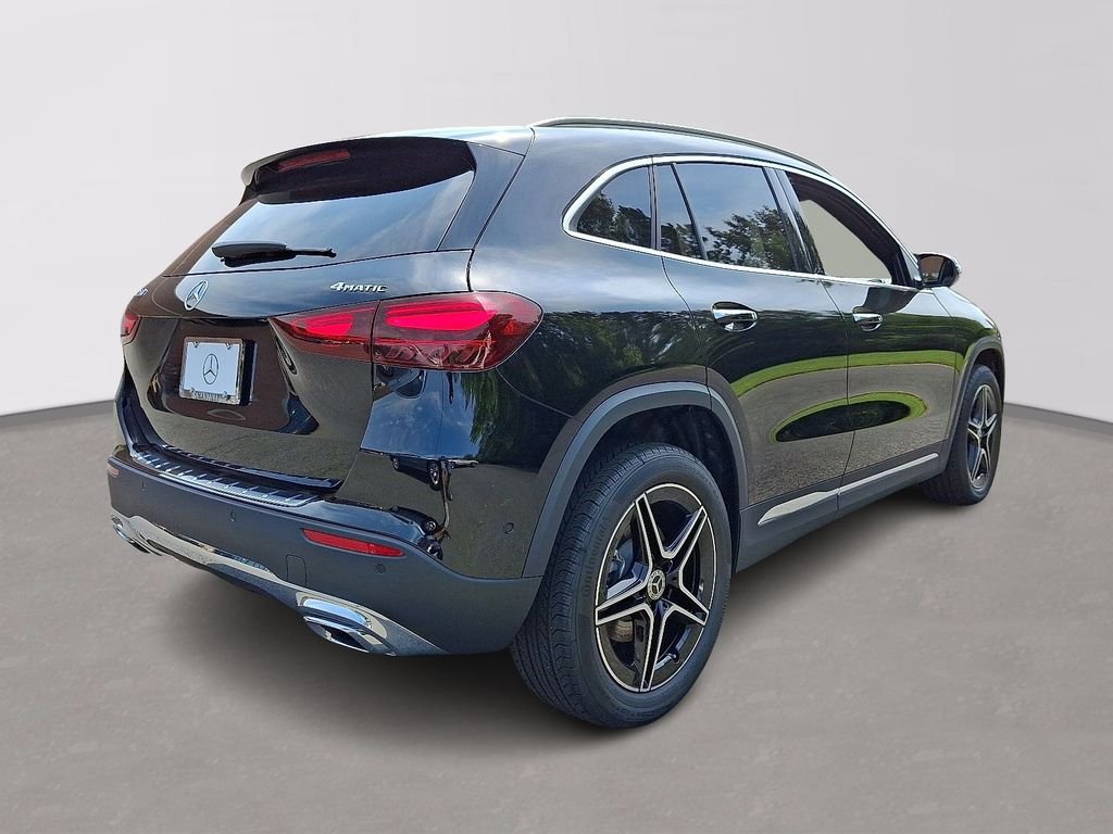 New 2026 Night Black Mercedes-Benz GLA 250 image 3
