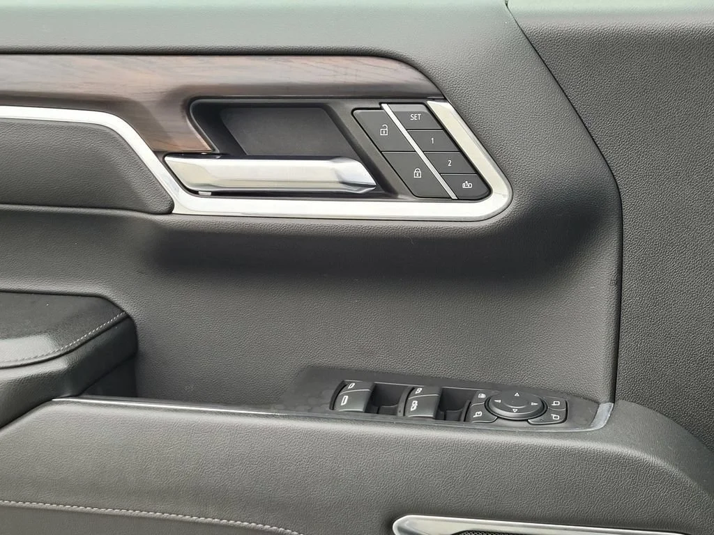 2024 GMC Sierra 1500 SLT - Photo 30
