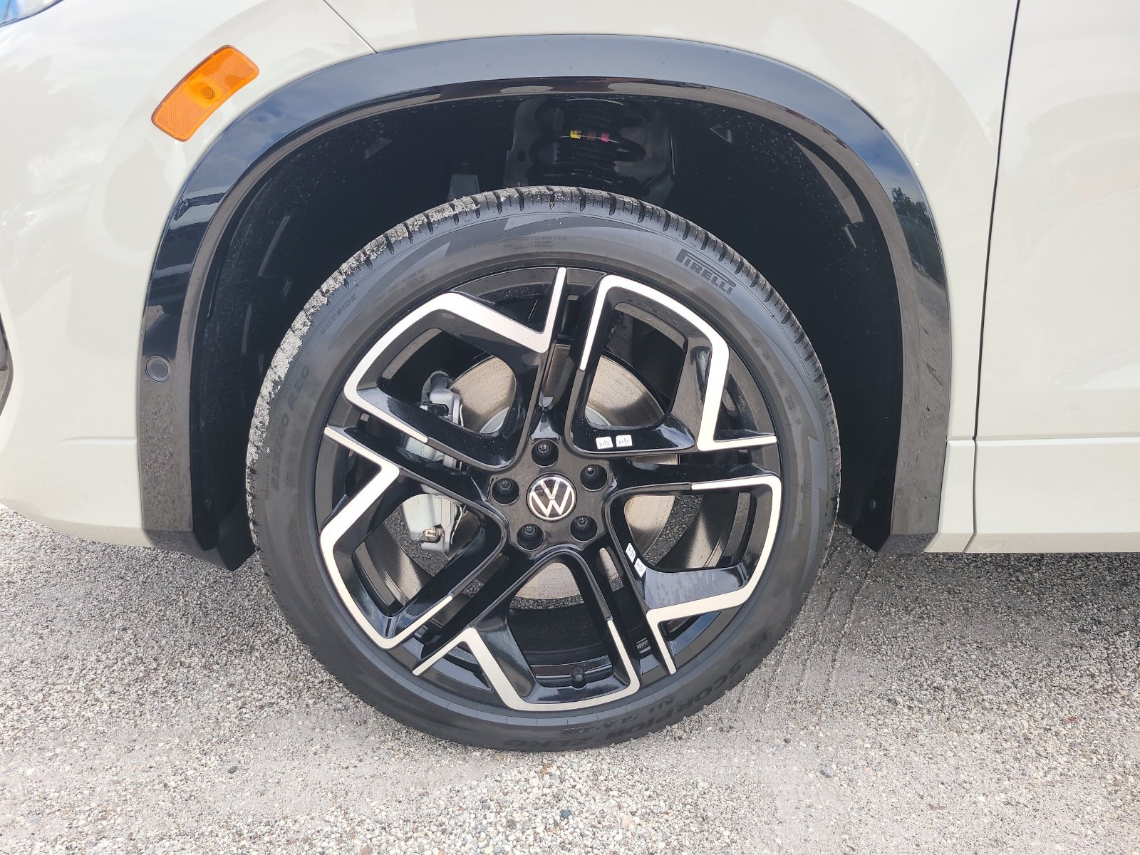 New 2026 Sandstone Volkswagen 2.0T SEL R-Line Turbo image 8