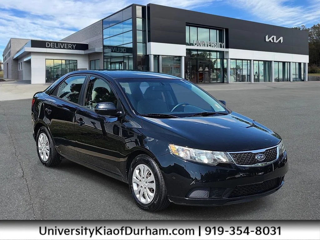 Used 2013 Black Kia EX image 1