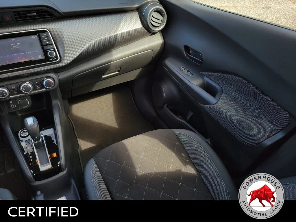 Used 2020 White Nissan S image 21