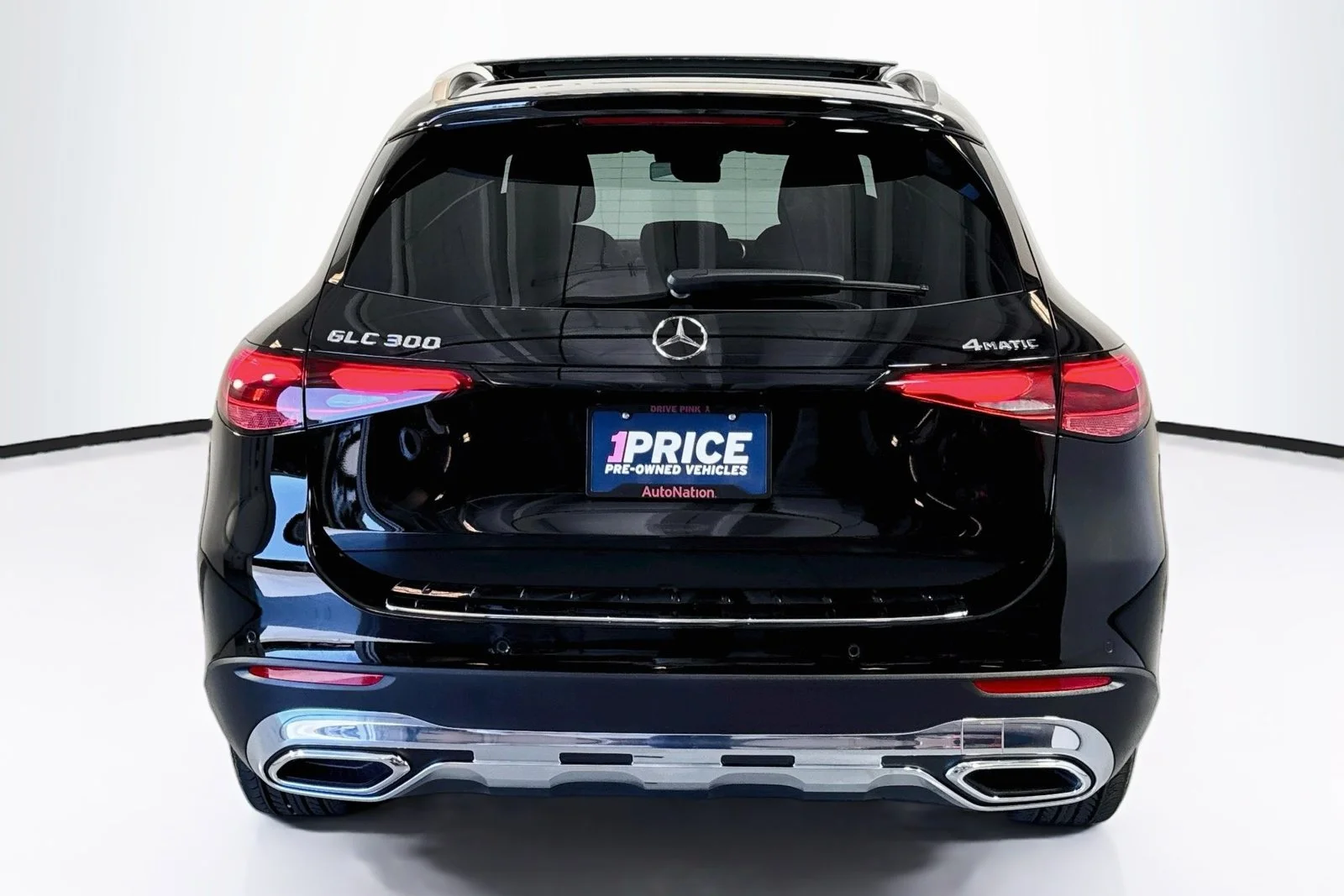 Used 2026 Black Mercedes-Benz GLC 300 image 6
