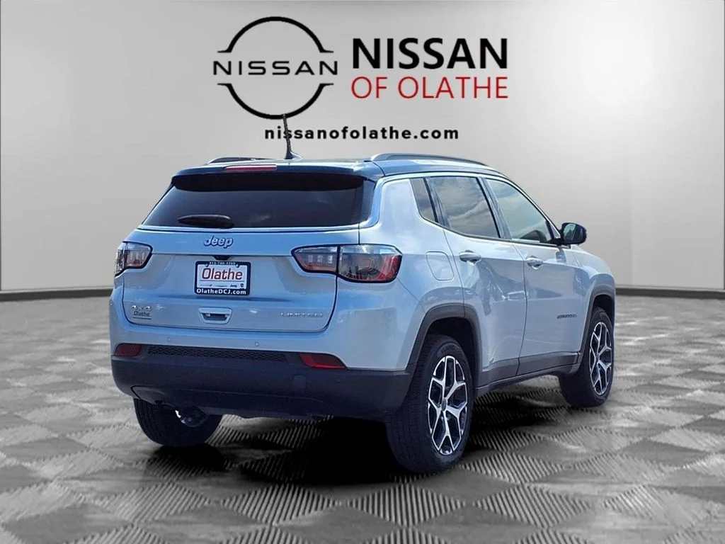 Certified Used 2025 Silver Jeep Limited image 28