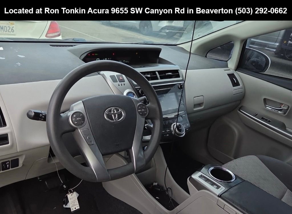 Used 2017 Blizzard Pearl Toyota Two image 6