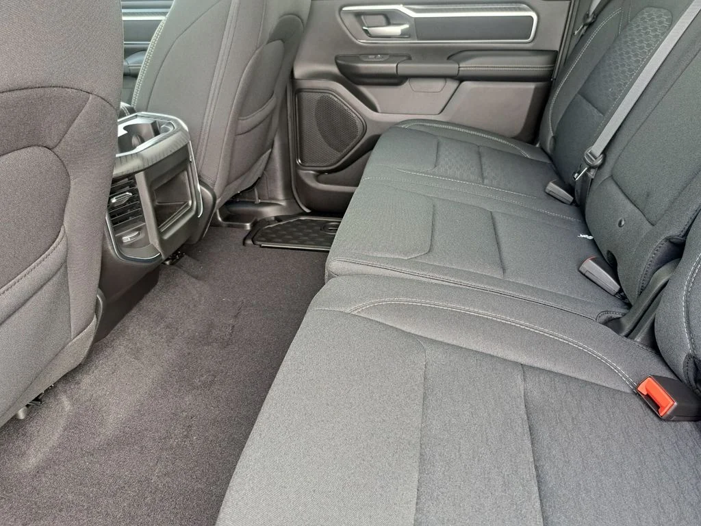 New 2026 Granite Crystal Metallic Clear-Coat Exterior Paint RAM Big Horn/Lone Star image 22