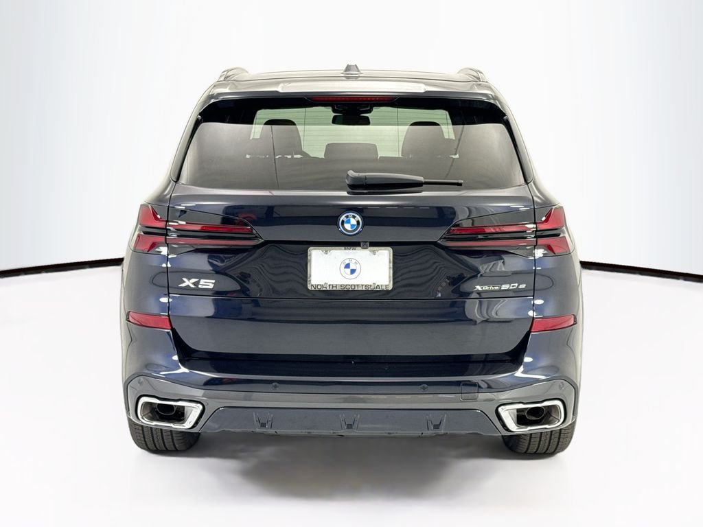 New 2026 Carbon Black Metallic BMW xDrive50e image 6
