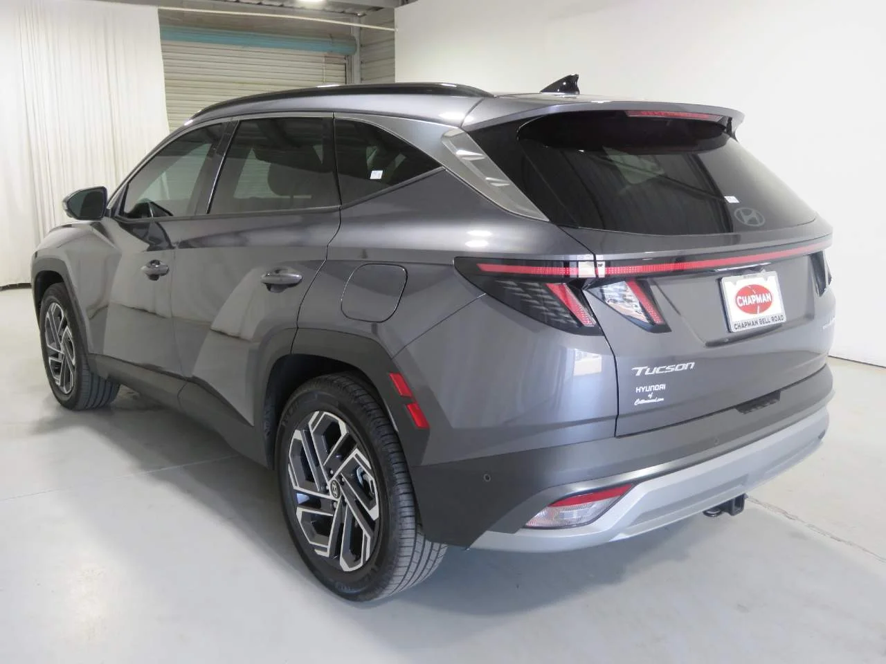 Used 2025 Amazon Gray Metallic Hyundai Limited image 6