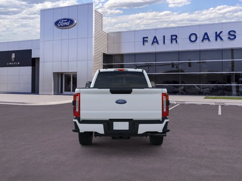 New 2026 Oxford White Ford XL image 5