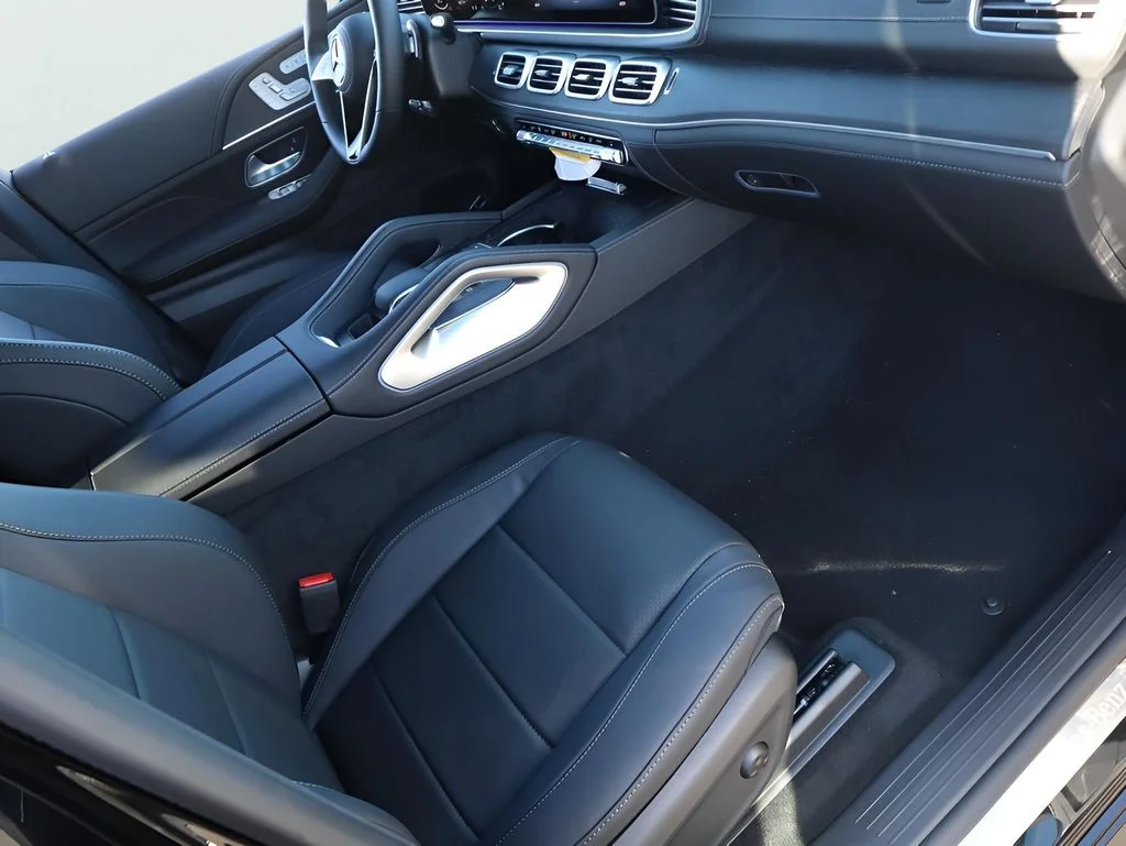 Certified Used 2026 Obsidian Black Metallic Mercedes-Benz GLE 450 image 18
