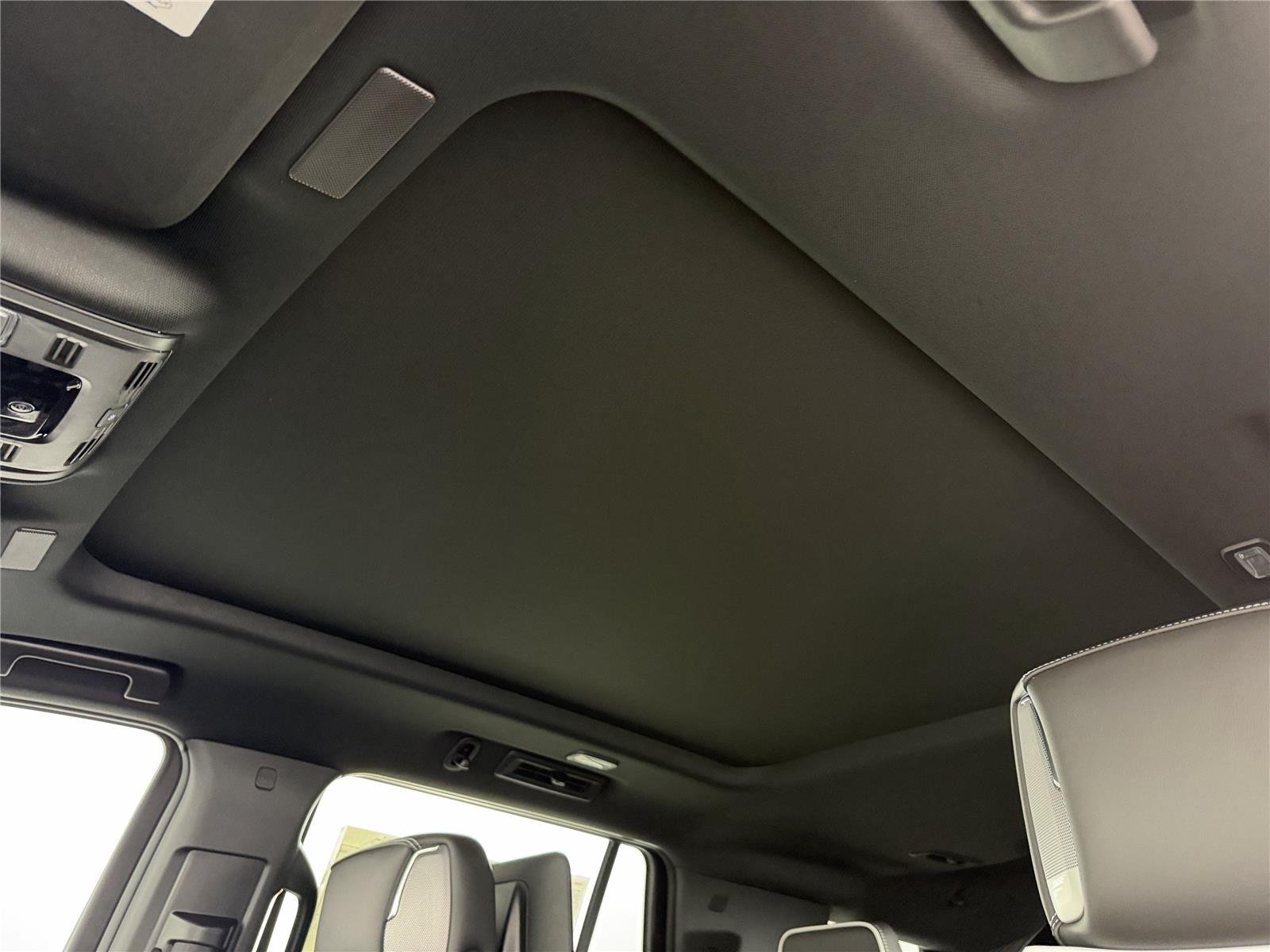 2026 GMC Yukon AT4 Ultimate - Photo 38