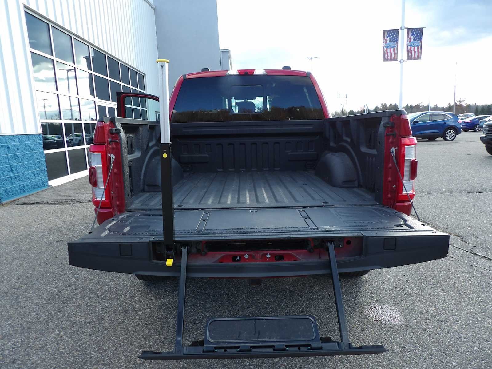 2022 Ford F-150 Platinum - Photo 15