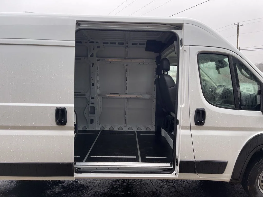 New 2025 Bright White Clear-Coat Exterior Paint RAM High Roof image 7